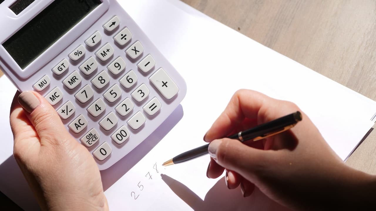 Automated calculations dashboard