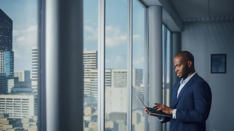 ¿Busca un banco inmobiliario comercial? Busque estos 3 elementos imprescindibles